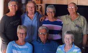 7 Eksteen kinders bymekaar